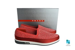 prada sapatos