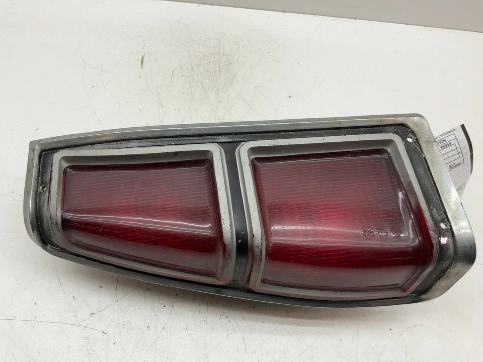 Conjunto de luces traseras Dodge Royal Monaco Station Wagon 1974 75 76 77 OEM conductores izquierdos Foto 2 de 4