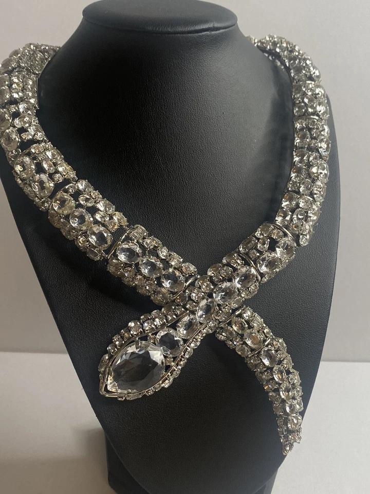 Collar Serpiente Cristal Estilo María Félix Foto 2 de 4
