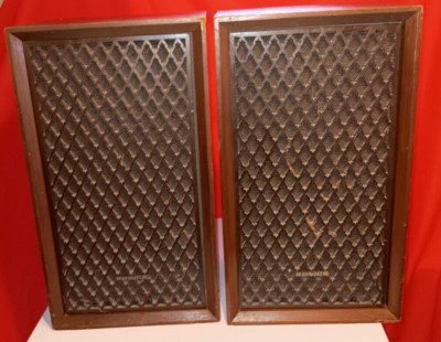 Vintage Pair Of Sonics AS-221 Walnut 2-Way Stereo 3 Speakers Vintage Pair Of Sonics AS-221 Walnut 2-Way Stereo 3 Speakers