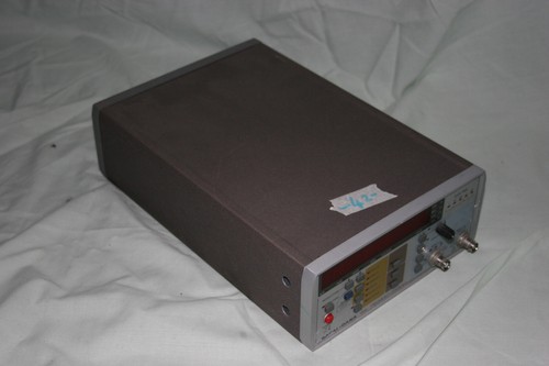 Racal Dana 1998 1.3GHz Frequency Counter (42) - Picture 1 of 5