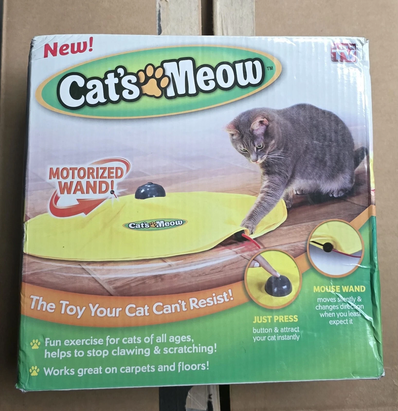 BOX DAMAGED Cat's Meow Motorized Cat Toy Automatic 30 Minute Shut Off 3 Speed