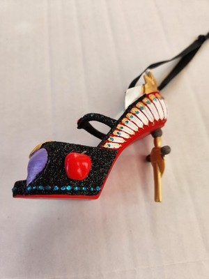 Disney Parks Runway Collection ''THE EVIL QUEEN'' Snow White Heel Shoe Ornament