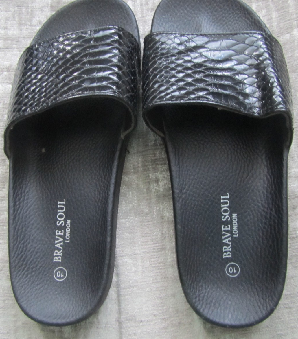APL Ciabatte nere da uomo Brave Soul effetto pelle di coccodrillo taglia 10