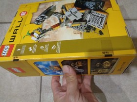 LEGO Ideas: Wall-E (21303) - Brand NEW and factory sealed Retired Disney Set