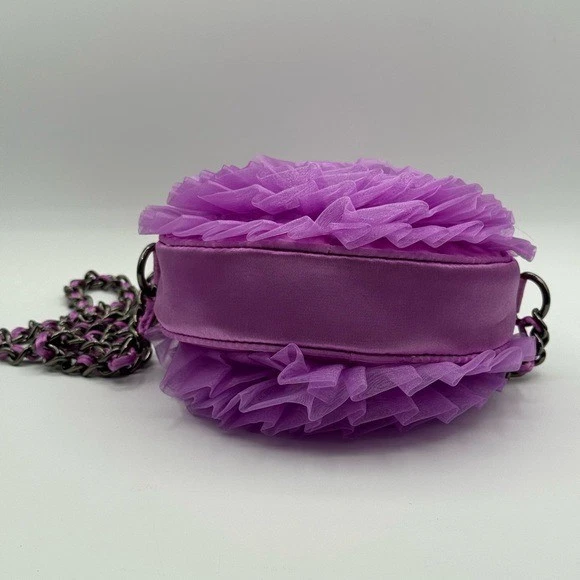 Bolso Bandolera Betsey Johnson Lila Organza Flor Bola Correa Cadena Foto 2 de 4