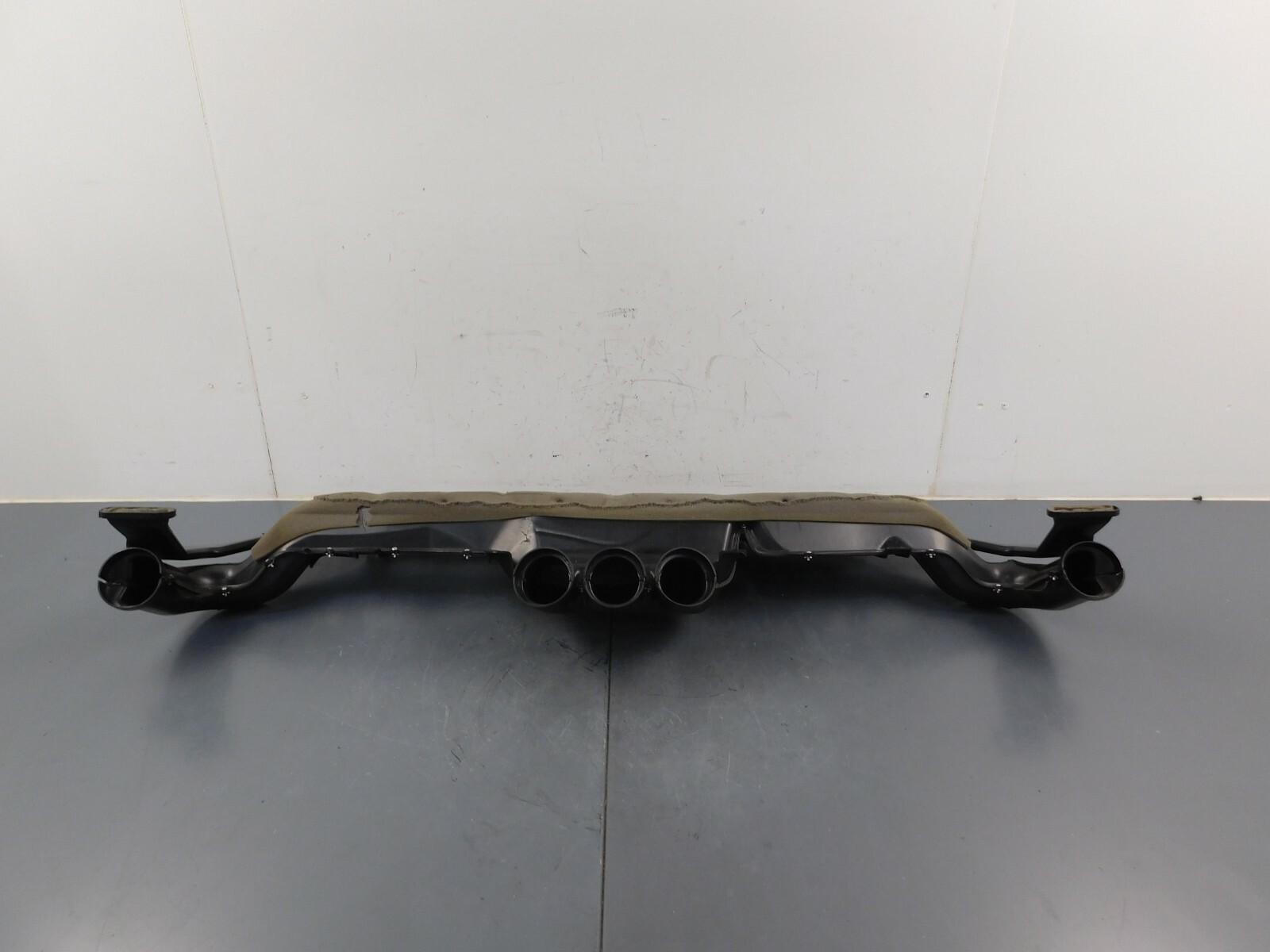 2008 05 06 07 09 Ferrari F430 Scuderia Air Duct Assembly  #1293 M3