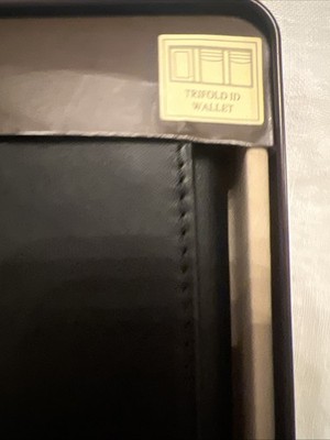 NWT Patricia Nash Men s Padova Trifold ID Wallet Black  N70364    MSRP $50