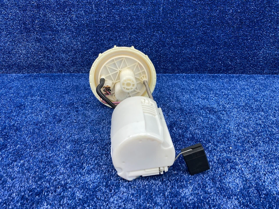 Conjunto de bomba de combustible Honda Civic 2012-2015 OEM KA101962-6330 Foto 4 de 4