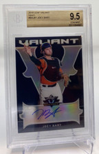 2018 Leaf Valiant Football Cards 23