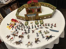 Vintage T Cohn Superior Fort And Trading Post w/metal figures see ad