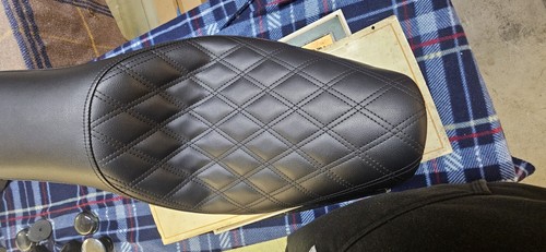 Saddlemen Profiler LS Seat Harley Davidson Dyna - Picture 3 of 5