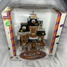 Lemax Sugar N Spice Not So Nice Manor Halloween Village Lighted House - Works