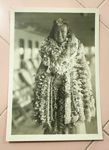 Lot SS Matsonia to Honolulu 1939 Ladies w/Leis Passenger List Race Card Minstrel - Picture 4 of 10