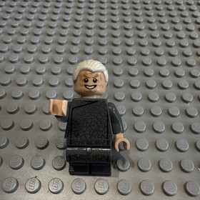 LEGO&reg; Minifig sw0540 - Chancellor Palpatine - Episode 3 Dark Bluish Gray Outfit