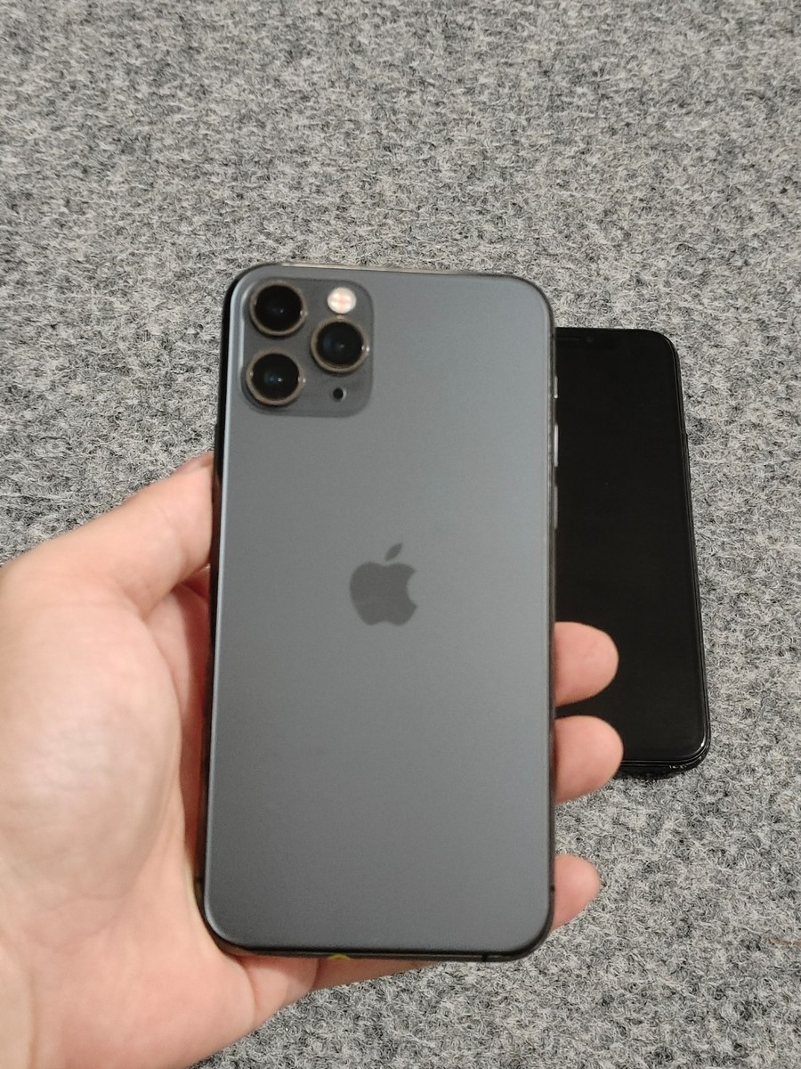 Good condition Apple iPhone 11 Pro 64/256GB Factory UNLOCKED(any