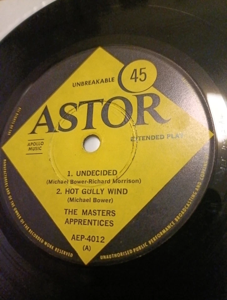 The Masters Apprentices E.P. 7". VG+/G+ - Image 2 of 4
