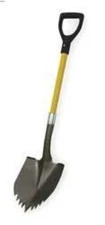 Midwest Rake 49632 Shark Tooth Shovel, 40" Yellow Extended D-Grip,Yellow