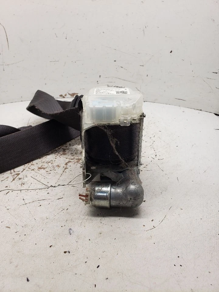 Seat Belt Front Bucket Driver Retractor Fits 07-08 ACADIA 1359534 - Image 4 of 4