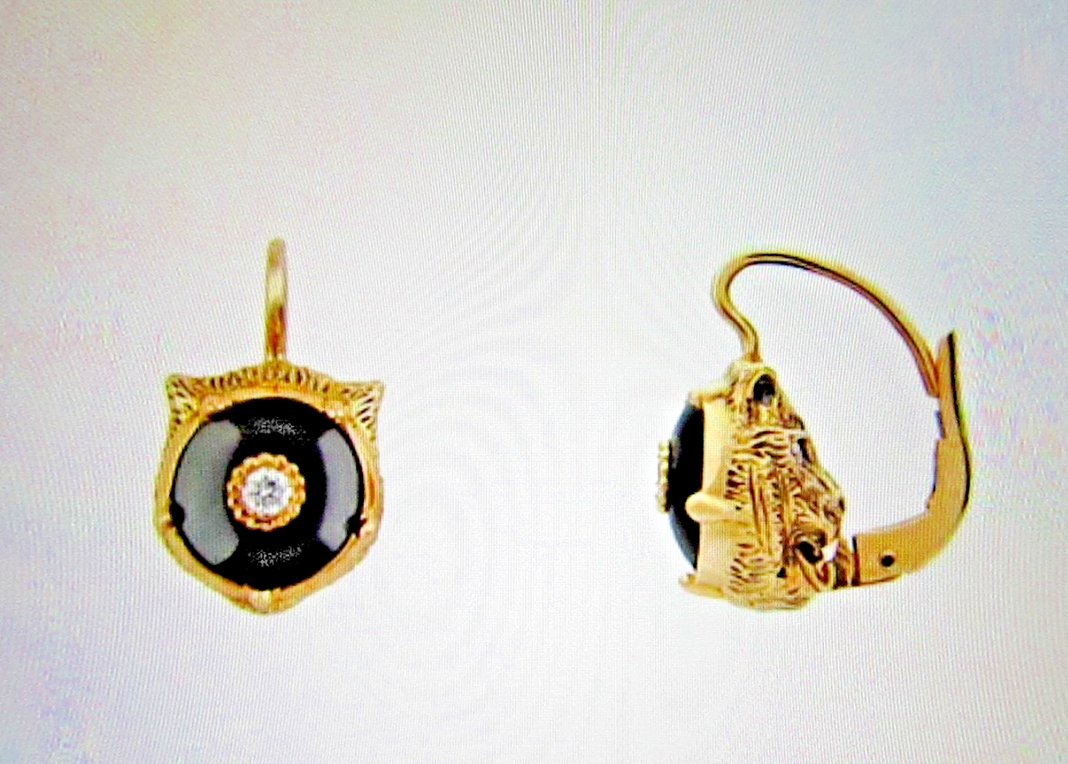 Gucci Le Marche Des Merveilles 18k Gold Diamond Feline Head Drop