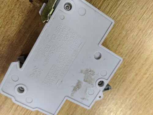 CRABTREE STARBREAKER B6 MCB 6 AMP BS 3871 CATEGORIA M6 - Foto 2 di 2