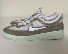 Nike SB Nyjah Free 2 PRM Mens Sz 12 White Barely Green Skate Shoes DM7282-100