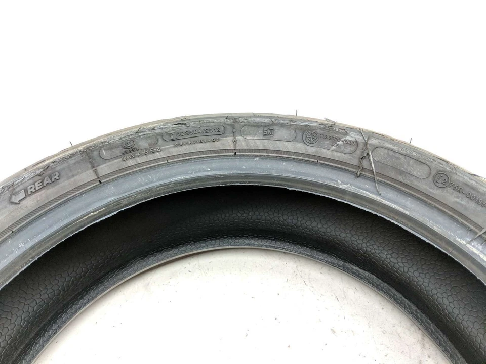 16 铃木 GSF1250 SA 强盗后轮胎米其林公路 6 180/55 - 17 — 第 4/4 张图片