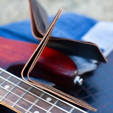 wallet - Crazy Horse Leather. Bifold Short Credit Card Holder