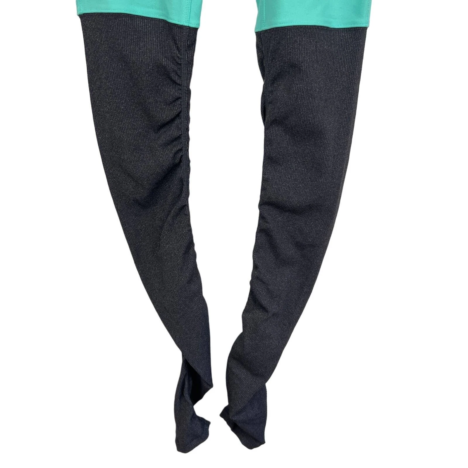 alo-yoga goddess ribbed turquoise leggings