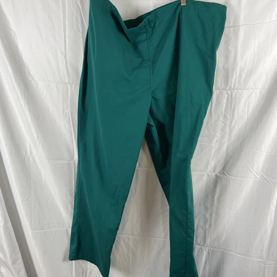Pantalones y Top Grande Verde UNISEX CUELLO EN V 1 BOLSILLO FRONTAL EXFOLIANTES MÉDICOS TALLA LPants Foto 2 de 4
