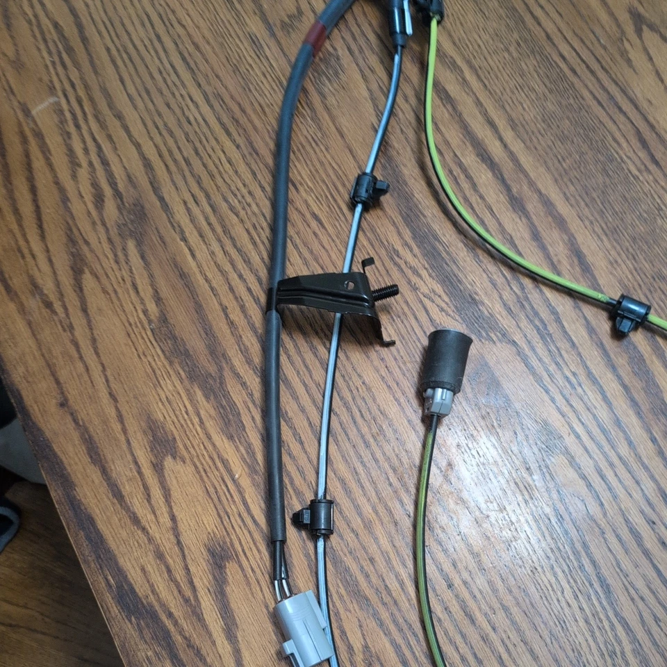 Cable de control de deslizamiento sensor ABS trasero Toyota Tacoma 03-04 genuino OEM Foto 3 de 4