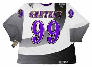 WAYNE-GRETZKY-Los-Angeles-Kings-1995-CCM-Vintage-NHL-Hockey-Jersey