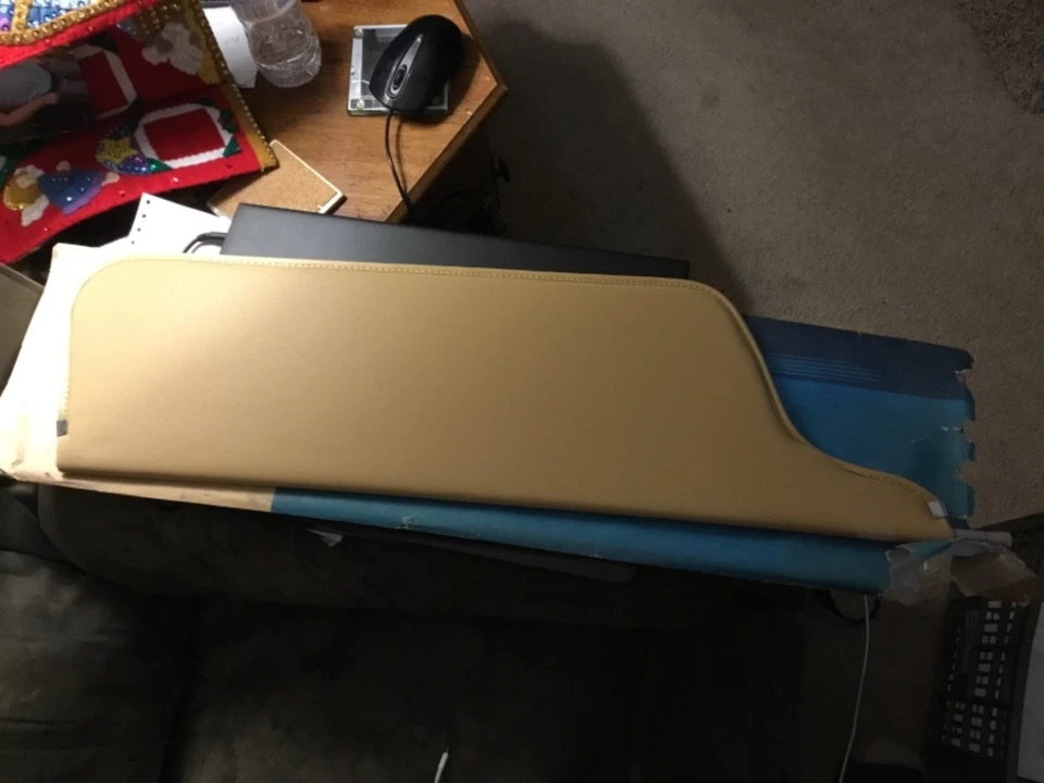 全新 原始设备制造商 福特 ECONOLINE SUN VISOR 1975 76 77 78 79 E100 E250 E350 TAN — 第 2/3 张图片