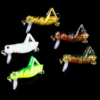 5PCS 3.5cm/3g Insect Locust Fishing Lure Crankbait Bass Grasshopper Bait Tackle