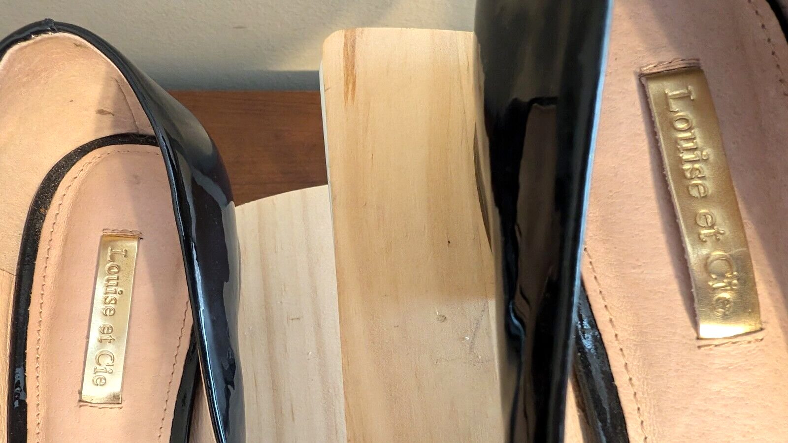 Picture 4 of 24