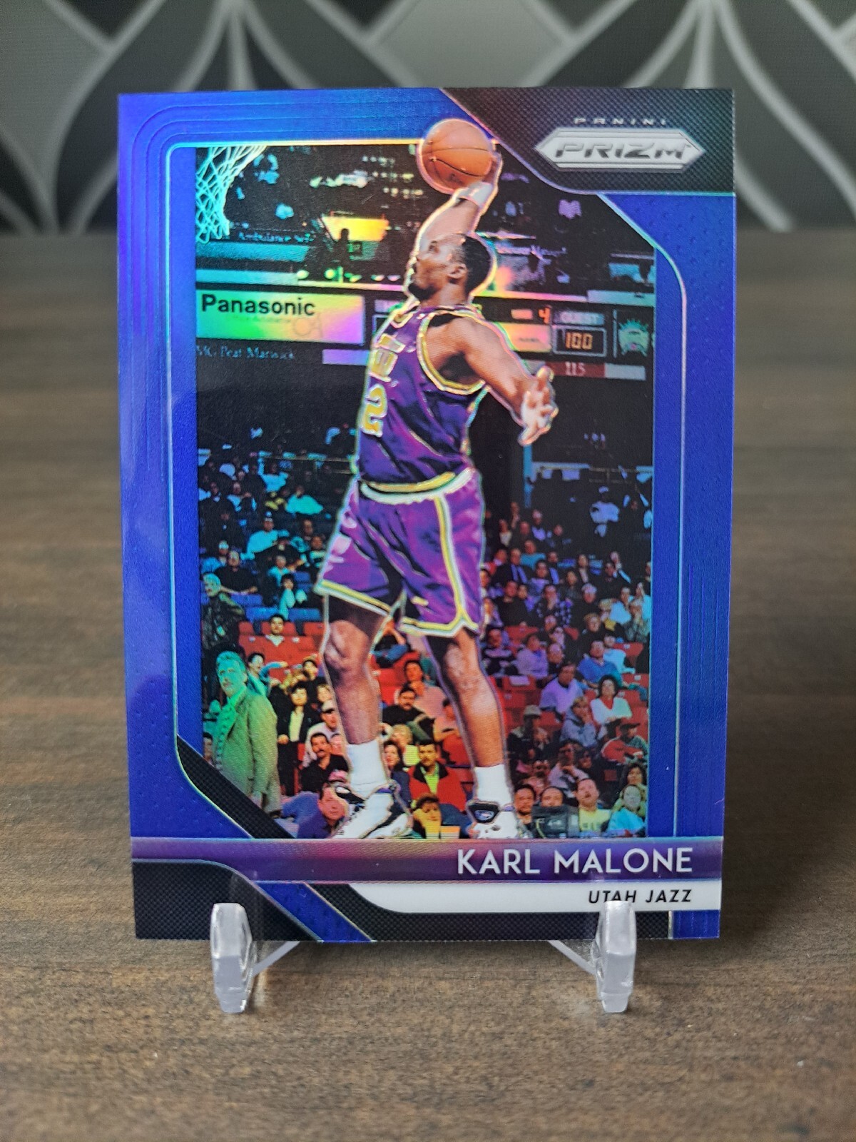 2018-19 Panini Prizm 75 Karl Malone BLUE /199 Utah Jazz Basketball card HOF