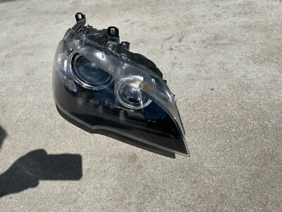 2008 BMW X5 E70 Right Passenger Headlight OEM