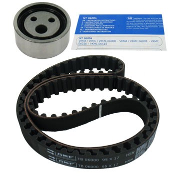 Kit de distribution pour rénovation moteur Renault Clio Megane 1.4 95Z