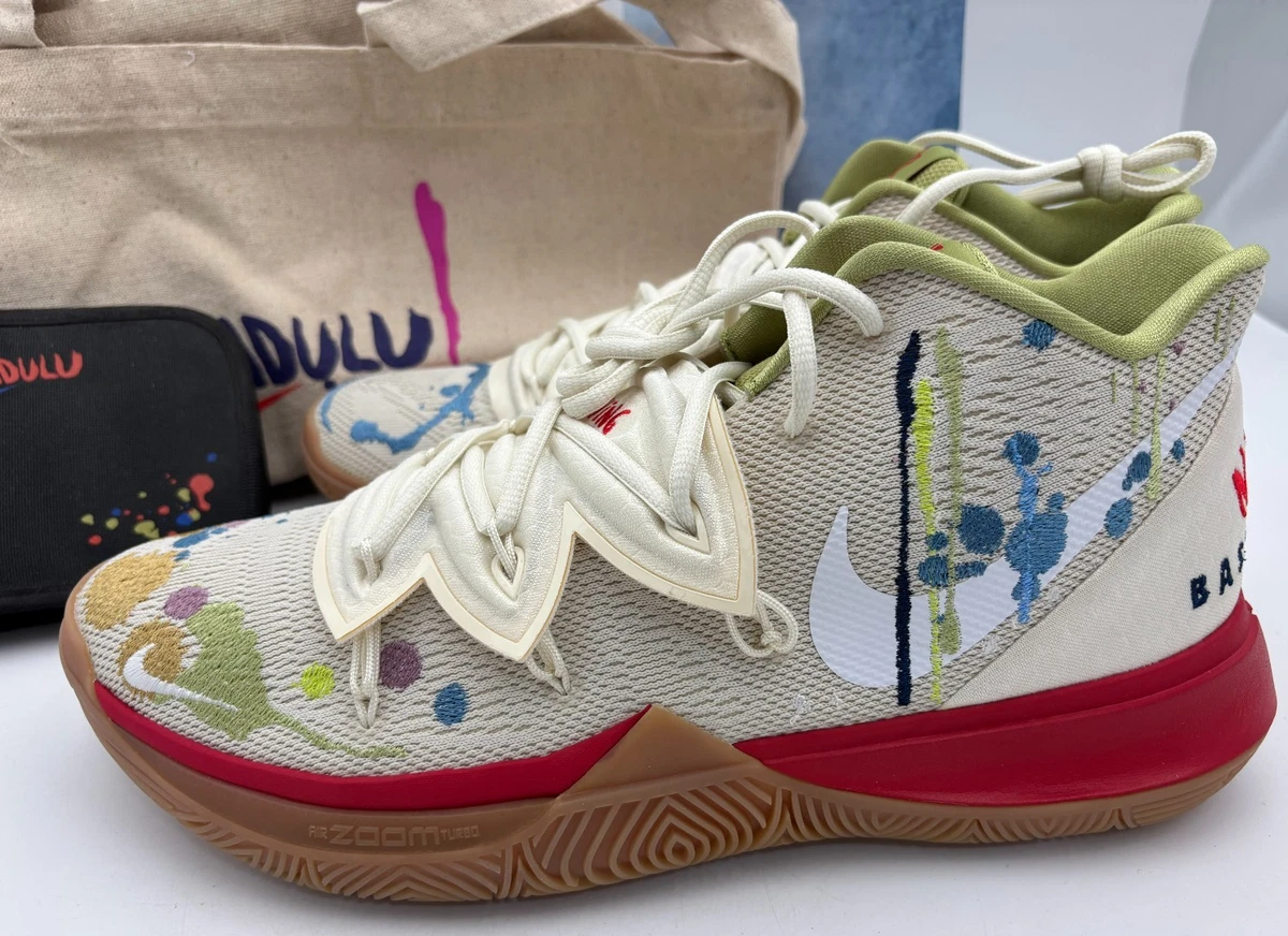 Preços baixos em Nike Bandulu x Kyrie 5 Embroidered Splatters | eBay