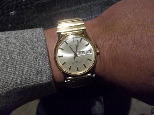 vintage timex date mechanical men watch