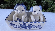 Vtg Deft Blue Ceramic Pigs In A Matching Through Caddy Salt & Pepper Shaker Set