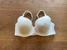 Victoria's Secret White 30C Body By Victoria Lightly Lined Demi Bra VS!!