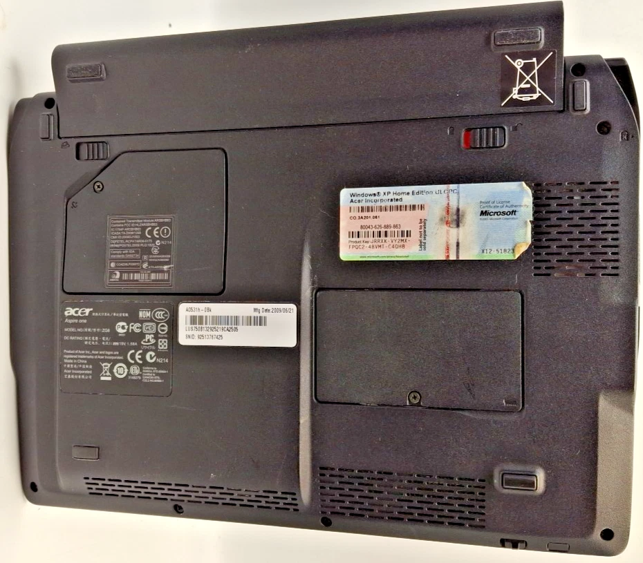 Acer Aspire one series 10.1" screen Intel Atom Processor Notebook Laptop J1984 - Image 4 of 4