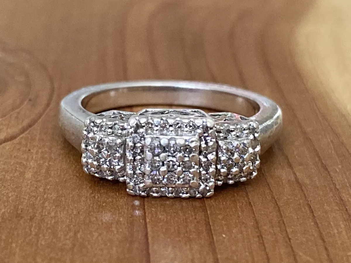 Elegant Sterling Silver 925 Signed Sun Real Diamond “MOM” Band Ring Size 7