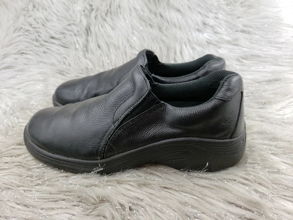 Zapatos de trabajo SAFE-T-STEP de cuero negro sin cordones resistentes al deslizamiento al aceite talla 6 Foto 3 de 4