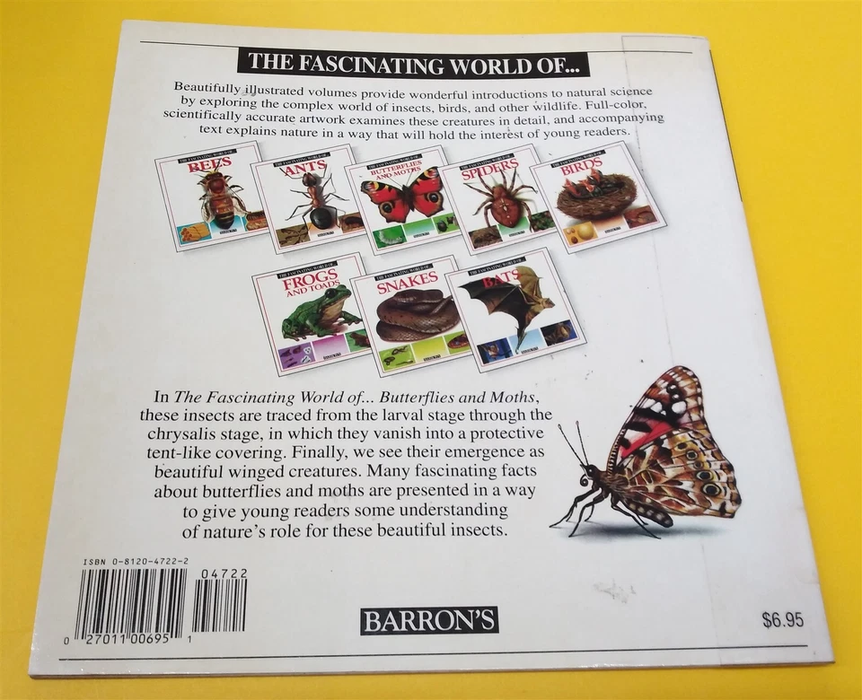 ⭐️⭐️⭐️⭐️⭐️ BOOK The Fascinating World of Butterflies and Moths Angels Julivert - Image 2 of 2