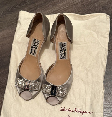 Salvatore Ferragamo Silver Leather D'Orsay Peep Toe Bow Sequin Heels 7C