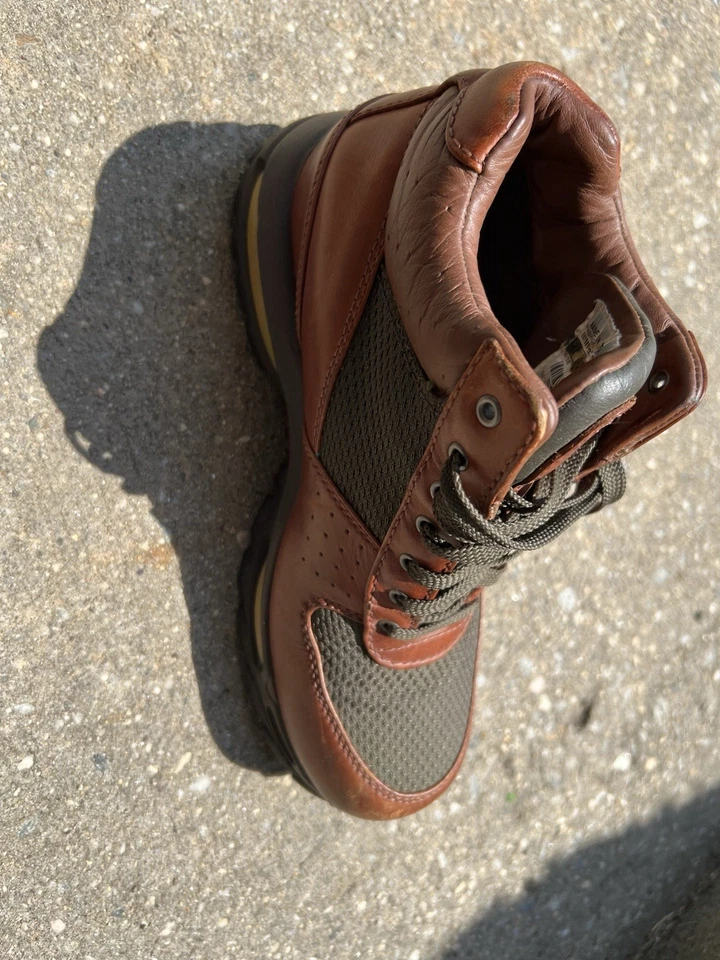 Botas de Colección Nike ACG Cuero Marrón Senderismo Botas de Aire con Cordones para Hombres 7.5 De Colección Foto 3 de 4