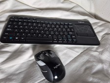 Logitech K400r Wireless Keyboard Touchpad Mouse USB Unifying