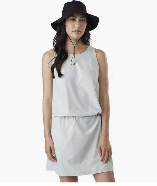 Women Arc'teryx Dress Beige 38 / M / 46